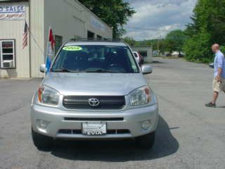 2005 Toyota RAV4 Ram 3500 Diesel 2-WD