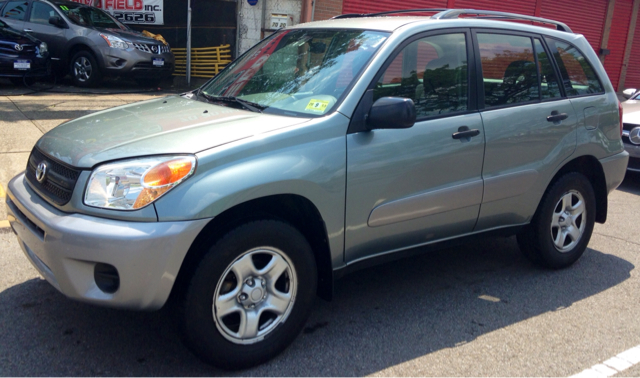 2005 Toyota RAV4 Ram 3500 Diesel 2-WD