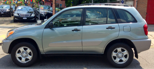 2005 Toyota RAV4 Ram 3500 Diesel 2-WD