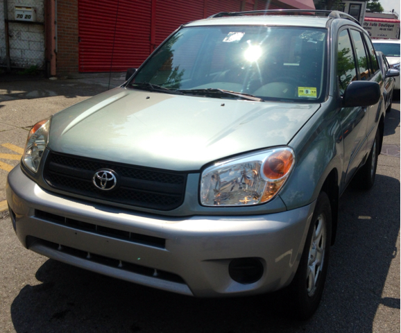 2005 Toyota RAV4 Ram 3500 Diesel 2-WD