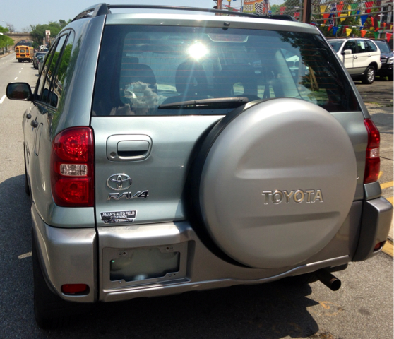 2005 Toyota RAV4 Ram 3500 Diesel 2-WD