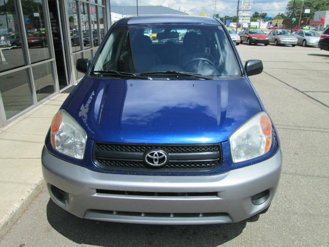 2005 Toyota RAV4 Ram 3500 Diesel 2-WD