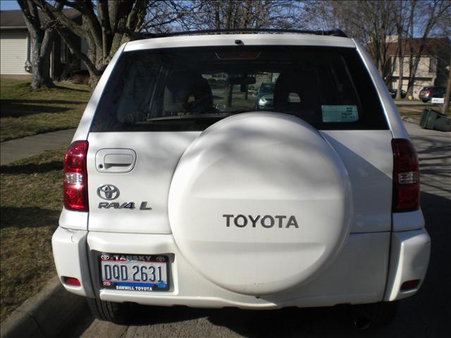 2005 Toyota RAV4 Unknown