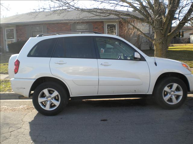 2005 Toyota RAV4 Unknown