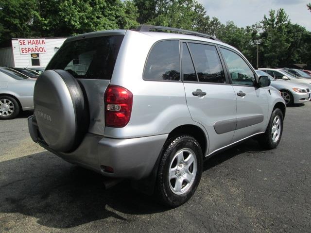 2005 Toyota RAV4 Base