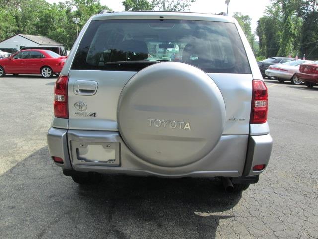 2005 Toyota RAV4 Base