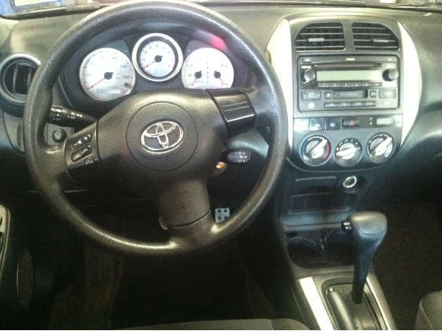 2005 Toyota RAV4 Ram 3500 Diesel 2-WD