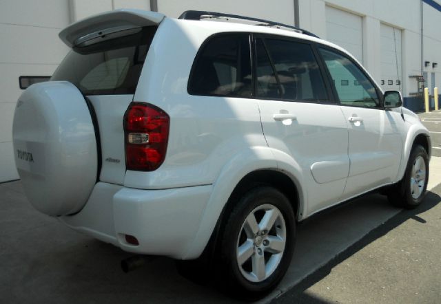 2005 Toyota RAV4 Ram 3500 Diesel 2-WD