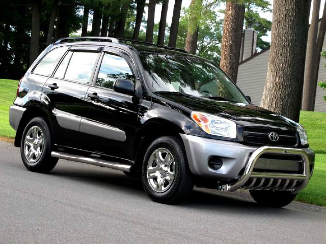 2005 Toyota RAV4 GLS TDI Sedan 4D