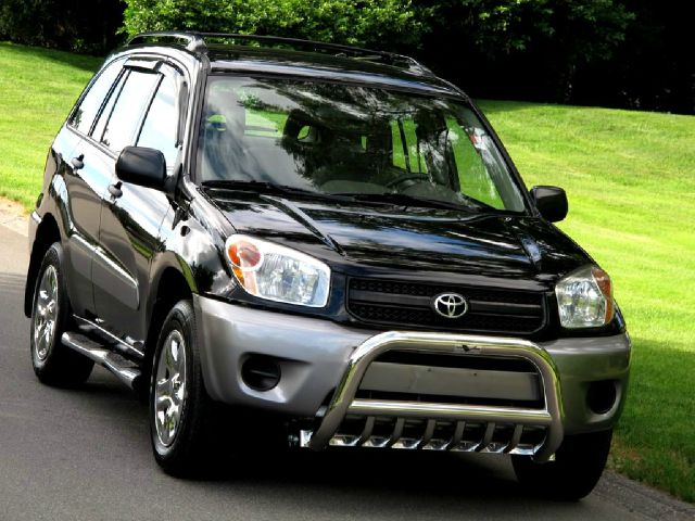 2005 Toyota RAV4 GLS TDI Sedan 4D