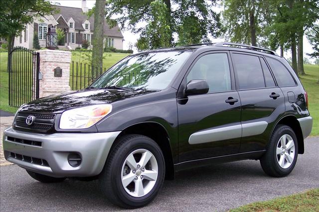 2005 Toyota RAV4 2dr Cpe 328xi AWD