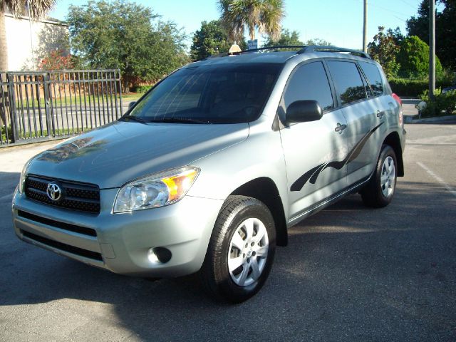 2006 Toyota RAV4 With Upgraded Wheels