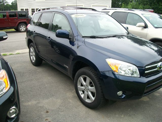 2006 Toyota RAV4 All-weather Pack