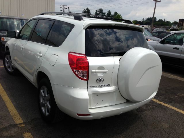 2006 Toyota RAV4 All-weather Pack