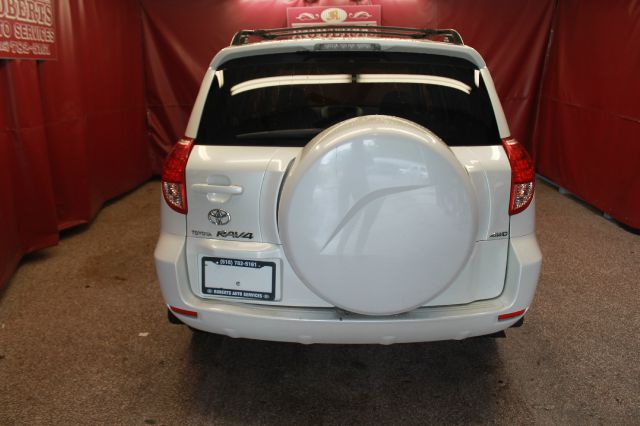 2006 Toyota RAV4 All-weather Pack