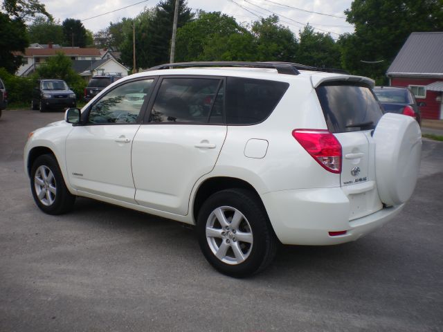 2006 Toyota RAV4 All-weather Pack