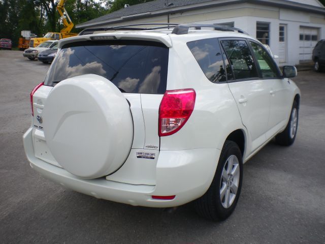 2006 Toyota RAV4 All-weather Pack