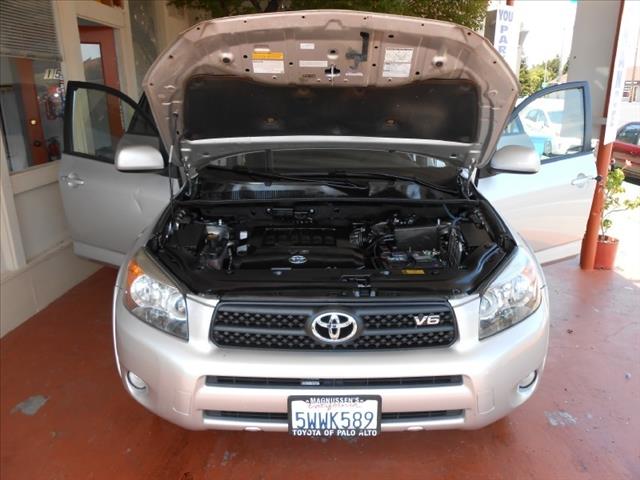 2007 Toyota RAV4 Release Series 3.