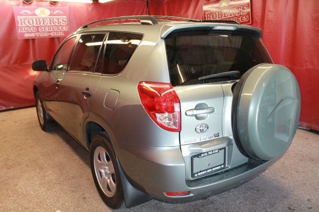 2007 Toyota RAV4 5dr 7-pass Van LE AWD (SE)