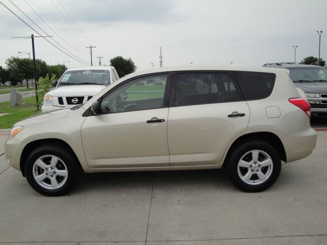 2007 Toyota RAV4 Ram 3500 Diesel 2-WD