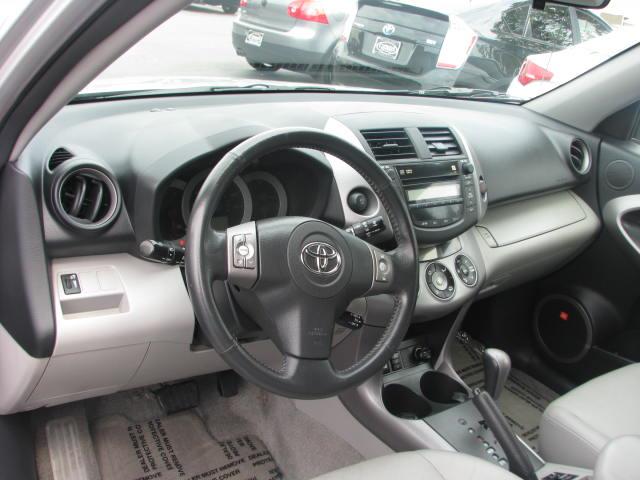 2008 Toyota RAV4 SLT 25