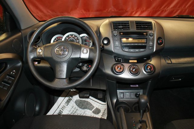 2009 Toyota RAV4 SE V-6