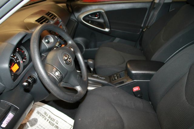 2009 Toyota RAV4 SE V-6