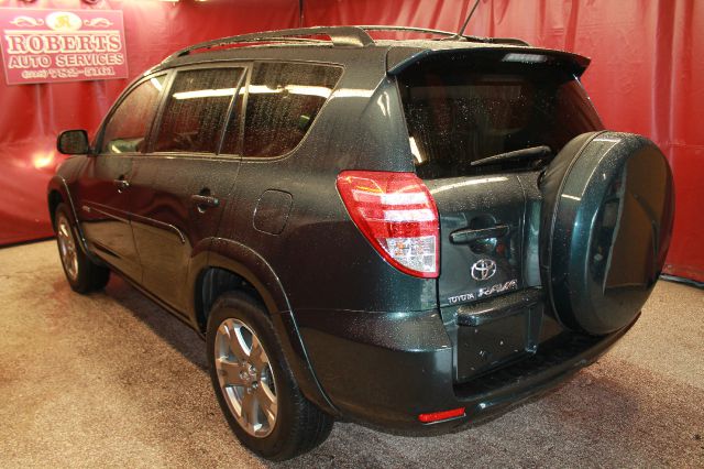 2009 Toyota RAV4 SE V-6