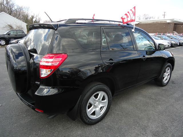 2010 Toyota RAV4 5dr 7-pass Van LE AWD (SE)