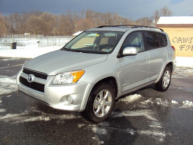 2010 Toyota RAV4 SLT 25