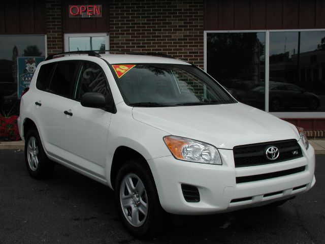 2010 Toyota RAV4 Crew Cab 126.0 WB 2WD SLE2