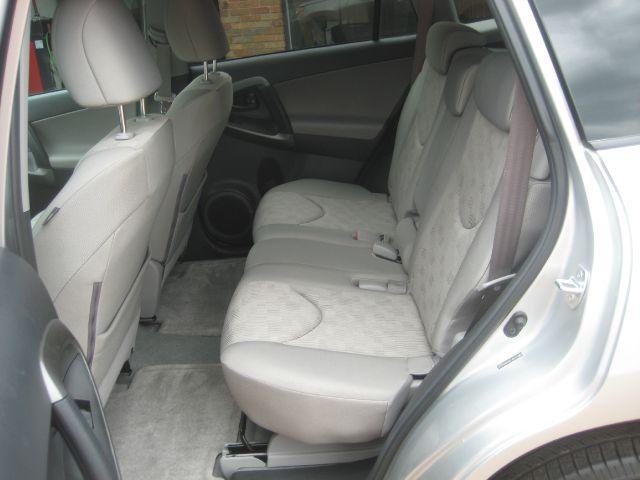 2010 Toyota RAV4 ES LX