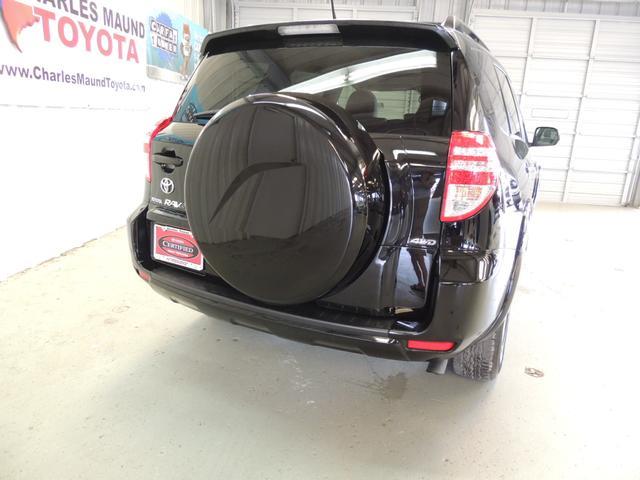 2010 Toyota RAV4 SLT 25