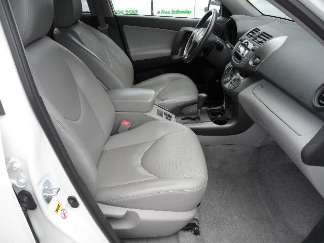 2010 Toyota RAV4 SLT 25