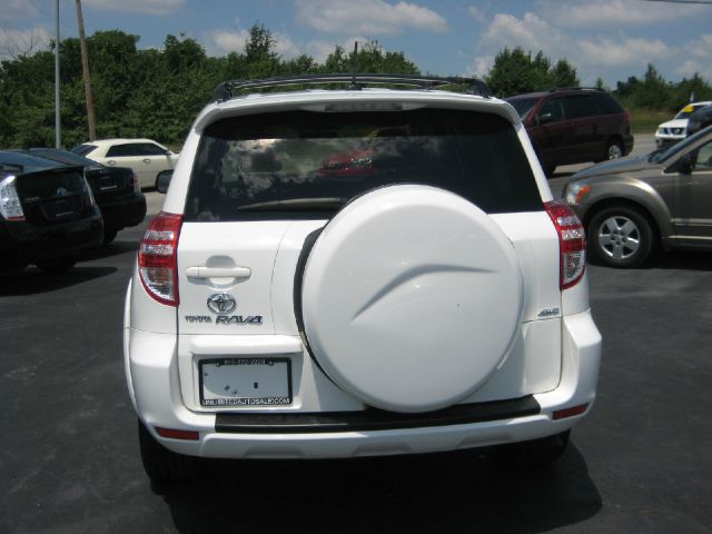 2010 Toyota RAV4 SE V-6