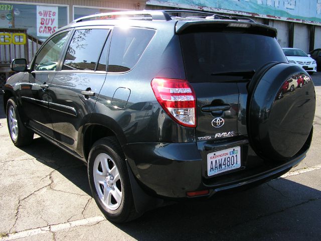 2010 Toyota RAV4 SLT 25