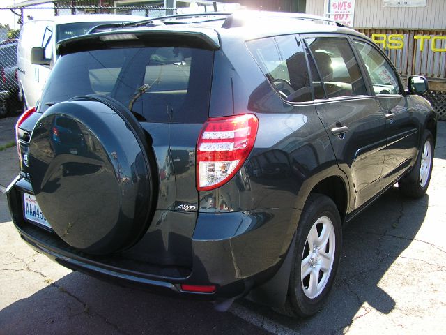 2010 Toyota RAV4 SLT 25