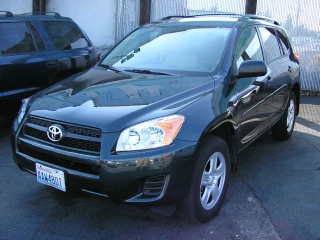 2010 Toyota RAV4 SLT 25