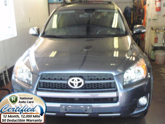 2010 Toyota RAV4 SE V-6