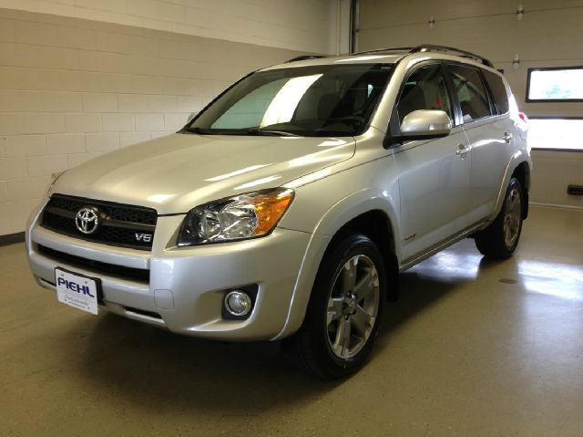 2010 Toyota RAV4 3.2 Cpe