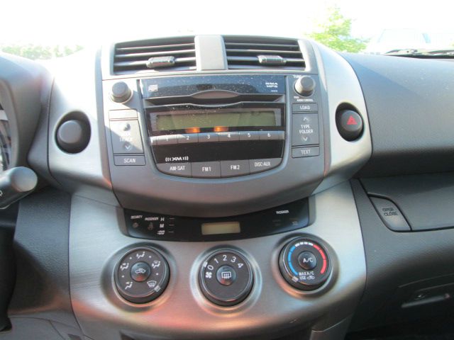 2010 Toyota RAV4 2WD 4dr I4