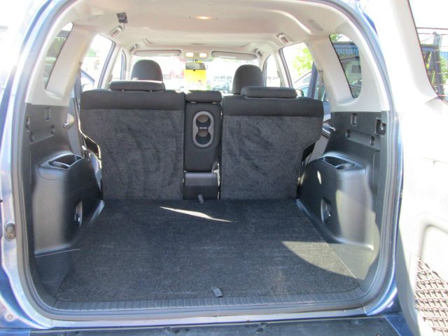 2010 Toyota RAV4 2WD 4dr I4