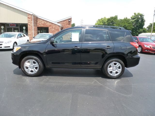 2010 Toyota RAV4 5dr LE (natl) Van