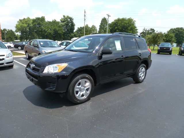 2010 Toyota RAV4 5dr LE (natl) Van