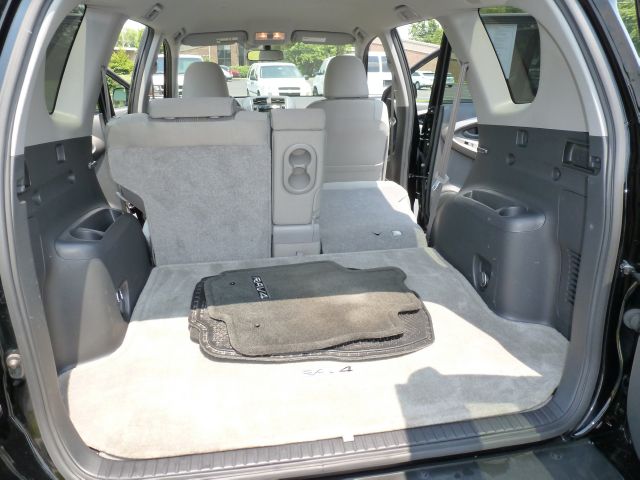 2010 Toyota RAV4 5dr LE (natl) Van