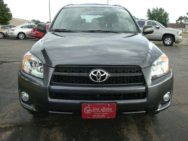 2010 Toyota RAV4 SE V-6