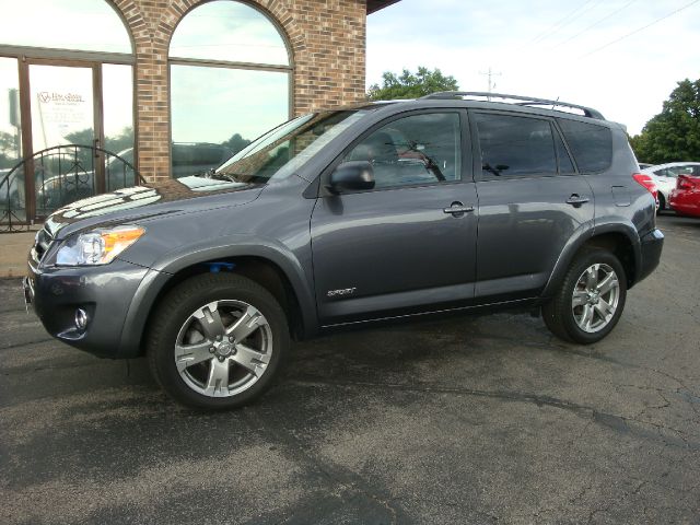 2010 Toyota RAV4 SE V-6