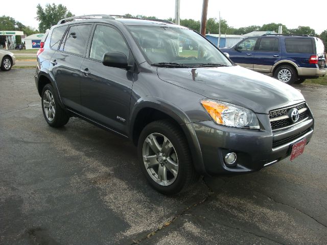 2010 Toyota RAV4 SE V-6