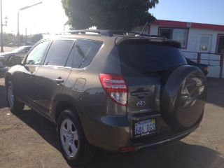 2010 Toyota RAV4 ES LX