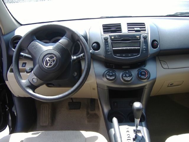 2010 Toyota RAV4 Crew Cab 126.0 WB 2WD SLE2